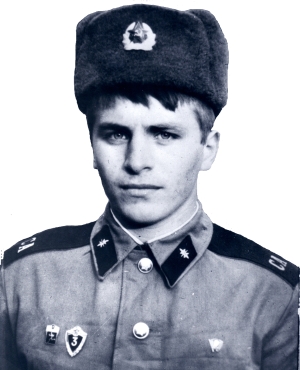 Алхасов Хасан Хусейнович (Таубиевич). Родился 03.10.1967. Погиб 07.10.1992. Награжден Орденом Леона