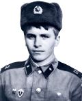 Алхасов Хасан Хусейнович (Таубиевич). Родился 03.10.1967. Погиб 07.10.1992. Награжден Орденом Леона