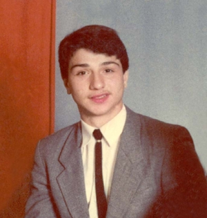 Берхамов Валерий Мусабиевич. Родился 21.04.1977. Погиб 18.03.1993. Кавалер ордена Леона