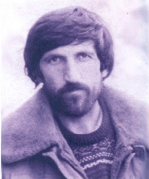 Шарданов Заур Мухамедович. Родился 26.02.1958. Погиб 26.02.1993. Награжден Орденом Леона.