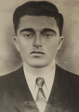Гварамия Ясон Шаханович (1918 г. - 1942 г.)